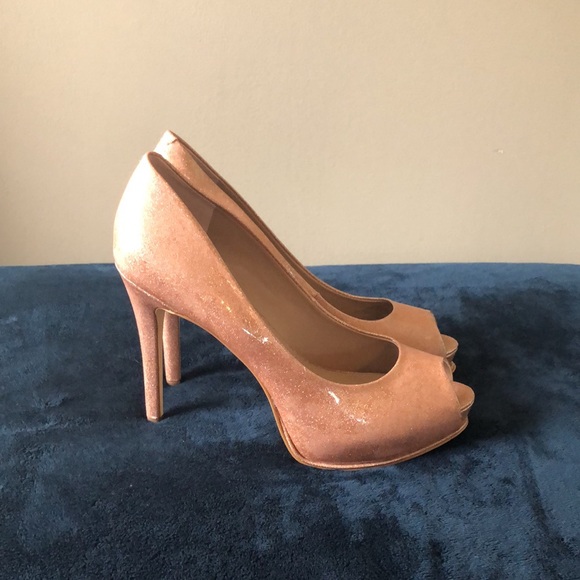 Guess Shoes - Guess Honora4 peep toe pumps